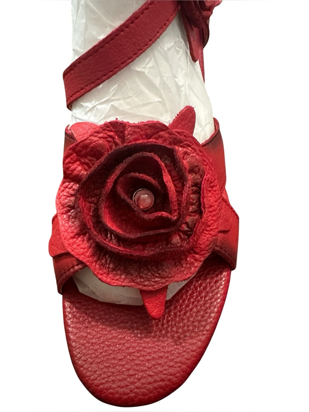 L’Artiste Shelly Red Heels Leather Rose Sculptural Heel NEW - Picture 6 of 11
